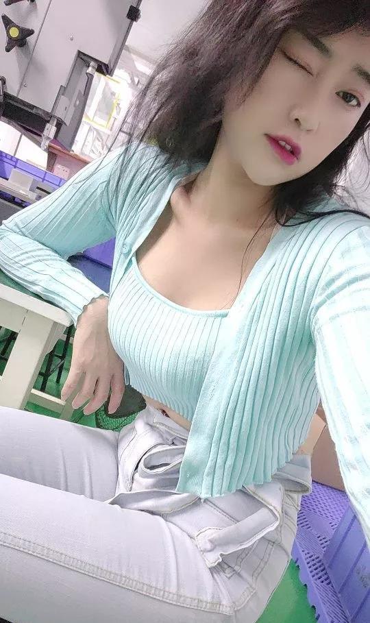 厂妹小青蛙，娇小可爱，好温柔 第4张