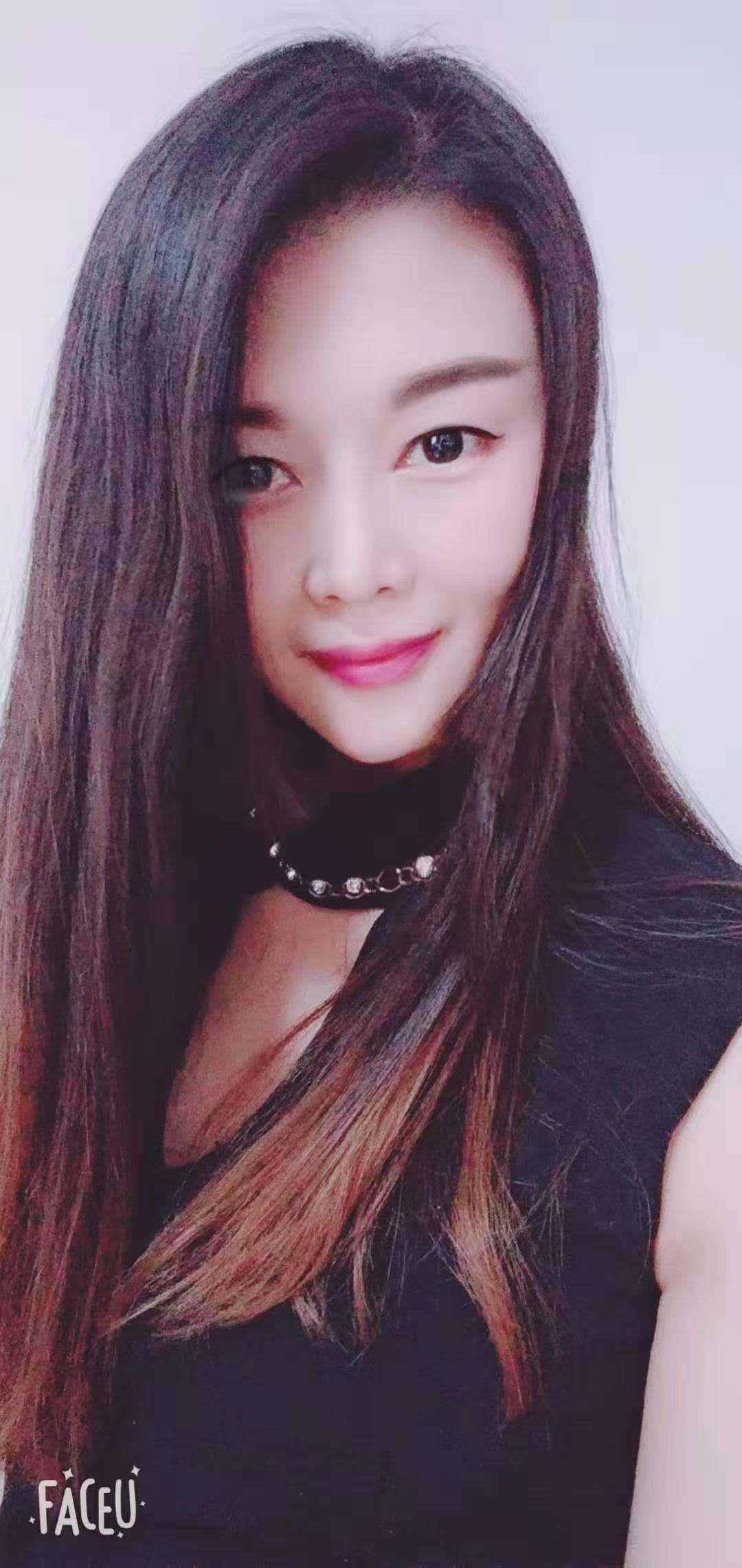 会展中心漂亮小姐姐 第2张