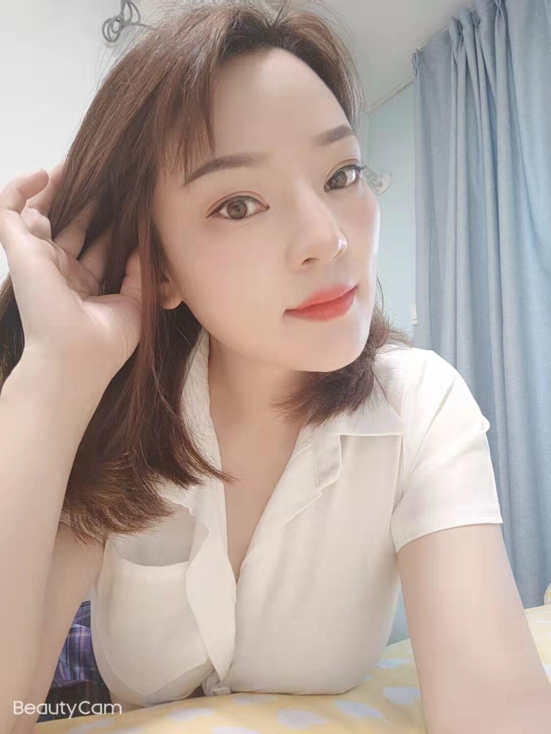 知性温柔成都大妞,肤白貌美,真人实照 第3张